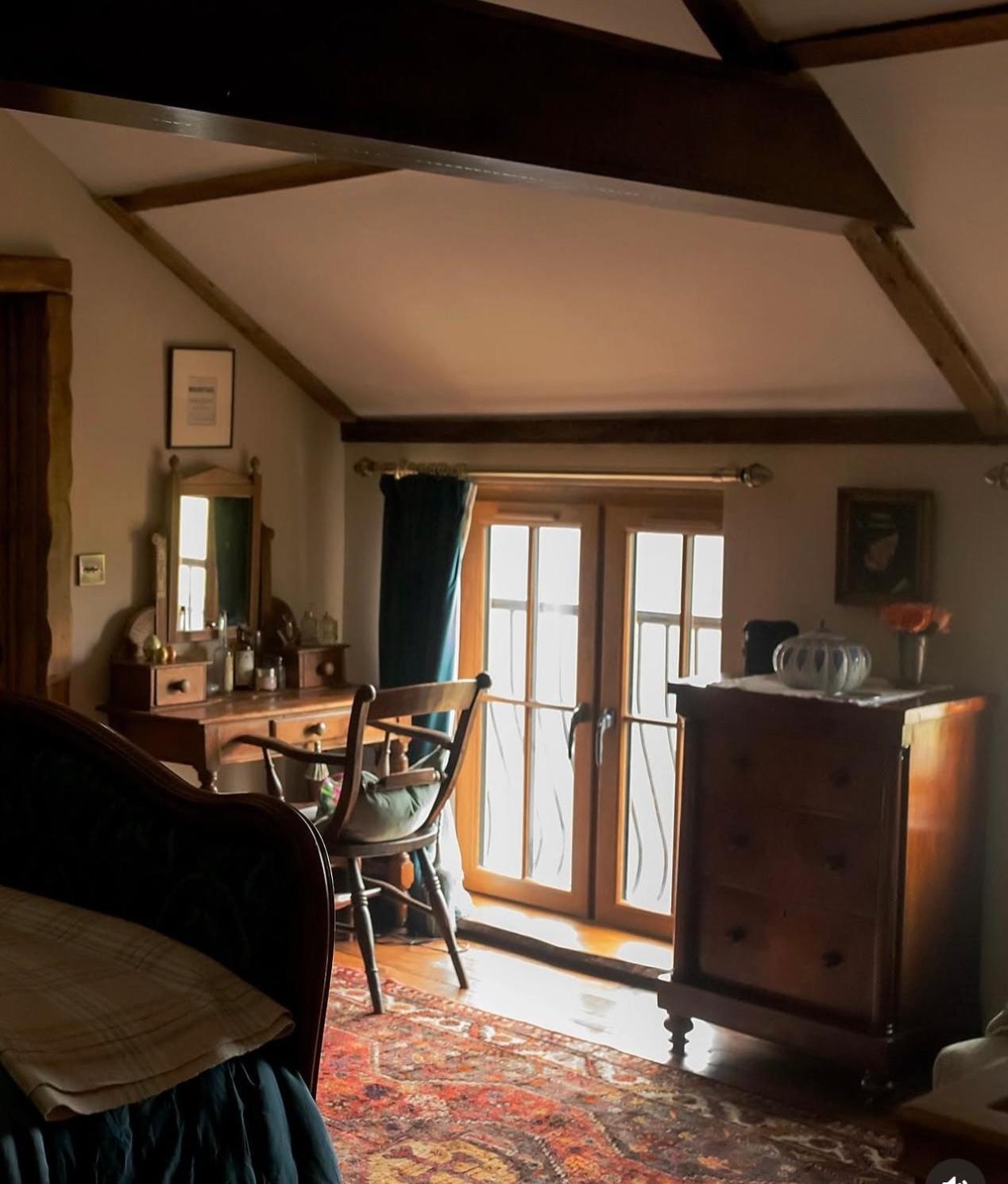 Charming Country Cottage With Outdoor Bath And Historic Setting, Brecon Beacons Retreat Llangadog Exterior photo